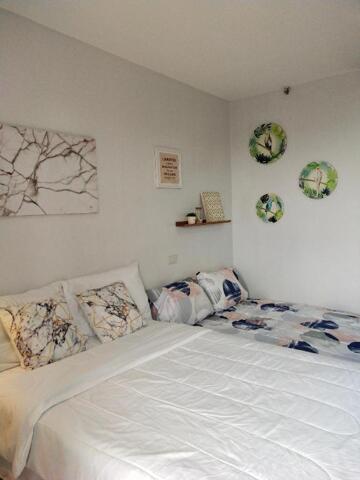 Th St. Lacson, Bacolod (negros Occidental), Cloud 907 Condominium