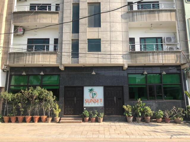 -c, Th Sunset Lane, Defence Phase Ii Ext., Karachi, Sunset Suites, Hotel