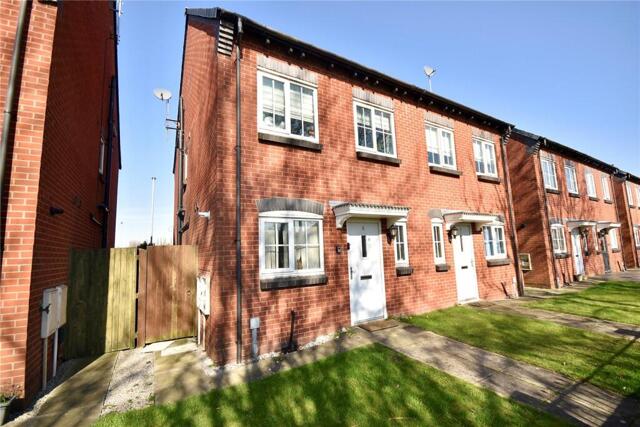 Royton, Baldwins Close, Oldham, 3 Bedroom Semi-detached