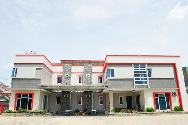 No.  -,jl. Kamil, Palembang, Palembang, Oyo 185 Roriz