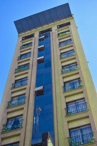 Nairobi, After 40 Hotel
