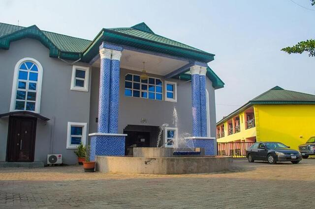 Ikot Abasi Obori Street (opposite Calabar Sport Club) Calabar, Calabar, Keves Inn And