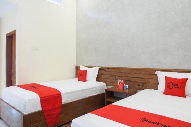 Gerbang Desa Wisata Kebangsaan Wonorejo, Jl. Pandean, Randu Agung, Banyuwangi, Reddoorz Near Baluran