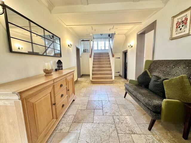 Muscliffe Lane, Bournemouth, 6 Bedroom Detached
