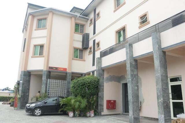 Orogbum Crescent Gra Phase Ii Port Harcourt, Port Harcourt, The Coral Reef