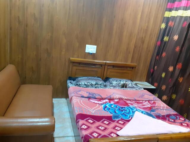 Suraj Kund Badkhal Rd, Block A, Pul Pehlad Pur, New Delhi, Delhi Suraj Kund Badkhal Road, Faridabad,
