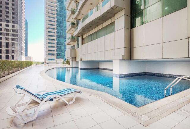 Al Sharta Street Marina Pinnacle, Dubai, 180 Degree View