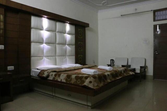 Near Laltarao Pull, Haridwar, Hotel Midtown, Hotel