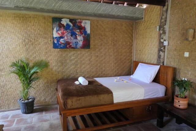 Banjar Air Kuning Kabupaten Jembrana, Bali, Jembrana Bali Homestay