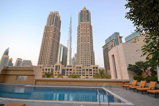Sheikh Mohammed Bin Rashid Boulevard Claren Tower - Downtown - Emaar, Dubai, Bnbme | Claren