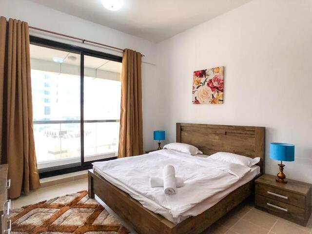 Al Seba Street Escan Tower Th Floor, Dubai, Spacious Private 2