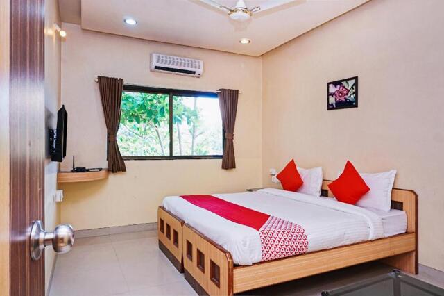 Aquarius Resort, Sinhgad Rd, Gorhe Budruk, Girinagar, Pune, Oyo 24344 Aquarius