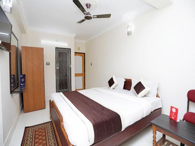 Hotel Star Inn, B-,savitri Tower, Rupali St,near Rupali Chowk,janpath,saheed Nagar, Bhubaneswar, Bhu