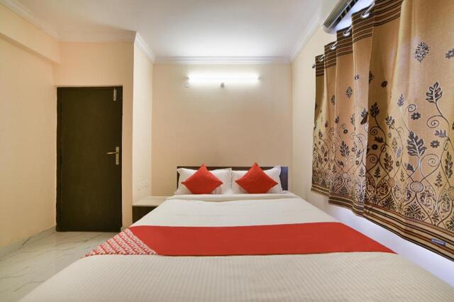 Hotel Lorgan Residency, --/ Umabagh Nampally, Hyderabad, Oyo 17315 Opal