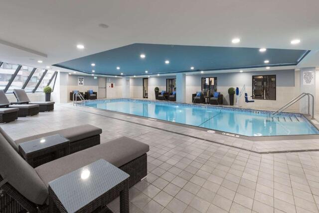 Queen Street, Ottawa (on), Homewood Suites By