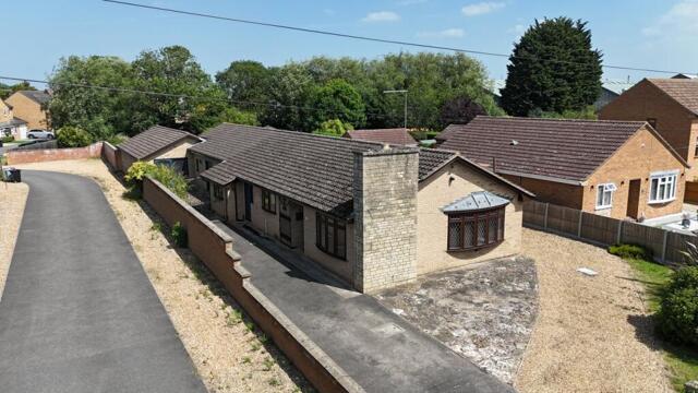 Willoughby Road, Bourne, 5 Bedroom Bungalow