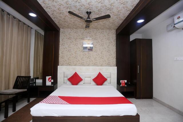 Plot No. R-, Zone - Ii, M P Nagar, Bhopal, Capital O 2146