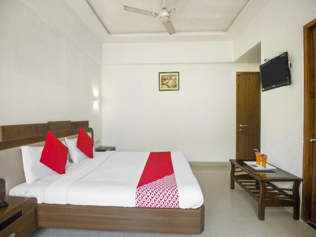 Khopoli Pen Road, Ajoshi, Shilphata, Dist. Raighad, Yashwant Nagar, Khopoli, Khopoli, Oyo 15543 Rish