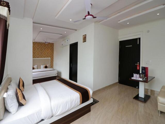 Hig Near Hotel Four Points By Sheraton, Shilpgram Road, Basai Chowki, Taj Nagari, Agra, Hotel O Jals