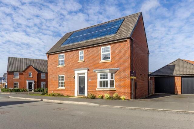 Haldane Drive, Cringleford, 4 Bedroom Detached