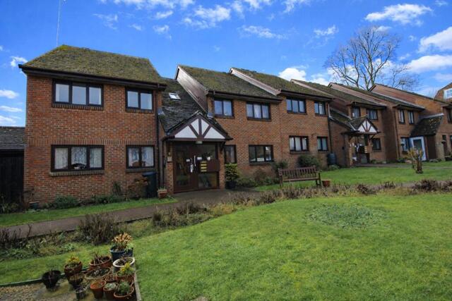 Adams Way, Alton, 2 Bedroom Apartment