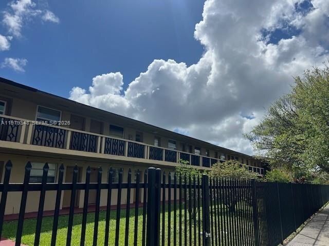 Sw Th Ct Apt,miami, Condo For Rent