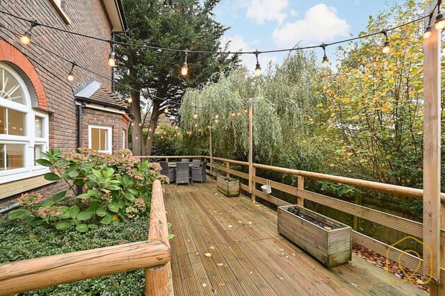 Regents Drive, Repton Park, 6 Bedroom Detached