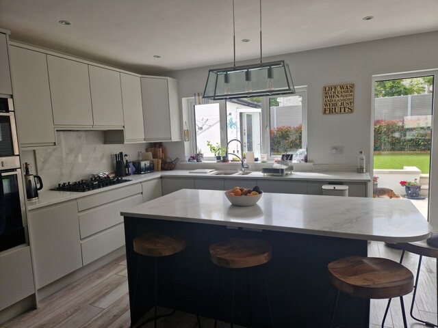 Cabinteely, Room For Rent