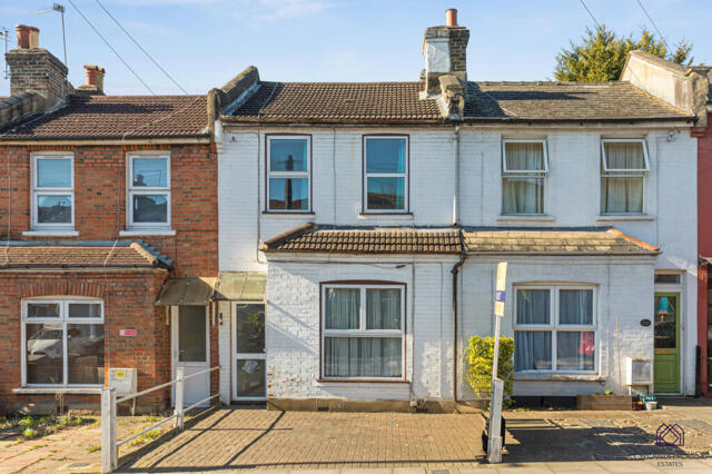 Long Lane, London, 2 Bedroom Terraced