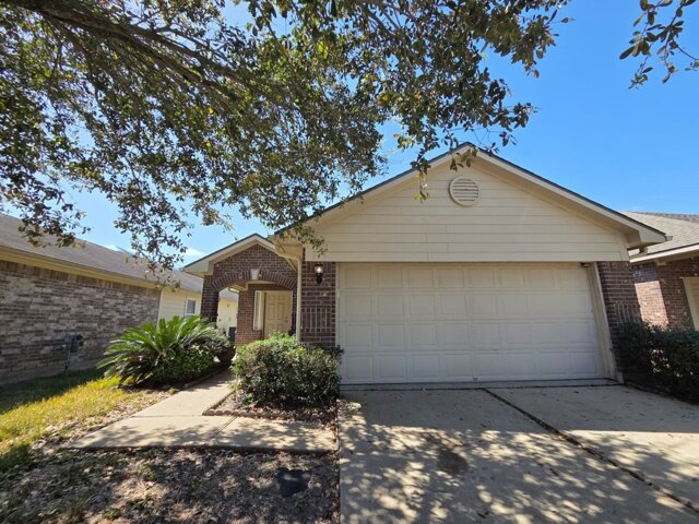 Majestic Place Ct, Houston, Home For Rent