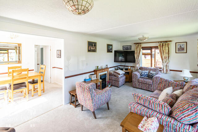 Conifer Crescent,  Lawnsdale Park, 2 Bedroom Lodge