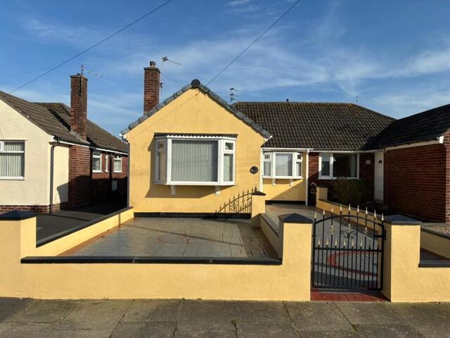 Seabrook Drive, Thornton-cleveleys, 2 Bedroom Semi-detached