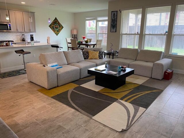 Eucalyptus Bnd Unit,austin, Home For Rent