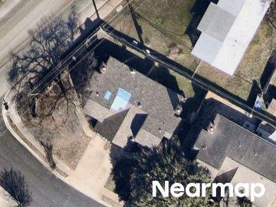Danbury Sq, Austin, Preforeclosure Multi-family Home