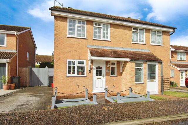 Greenacres, Clacton-on-sea, 3 Bedroom Semi-detached Greenacres, Clacton-on-sea, 3 Bedroom Semi-detached