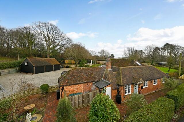 Woodchurch, Ashford, 4 Bedroom Detached