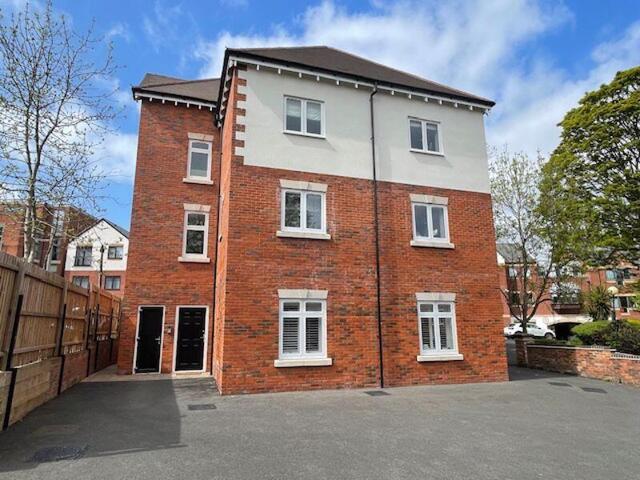Mill House Apartments, Midland Drive, 2 Bedroom Flat