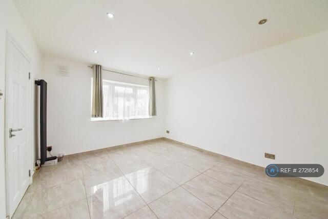 Hunters Hill, Ruislip, 7 Bedroom Semi-detached