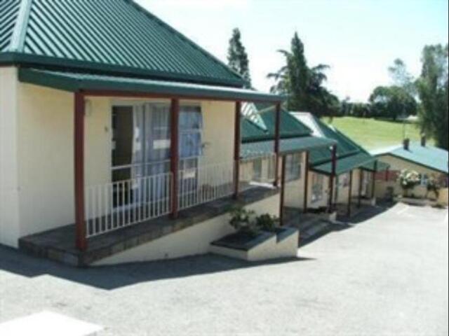 -  Evans Street, Timaru, Townhouse Motel, Motel