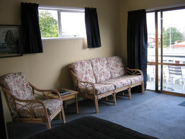 -  Kaimanawa Street, Taupo, Adelphi Motel, Motel