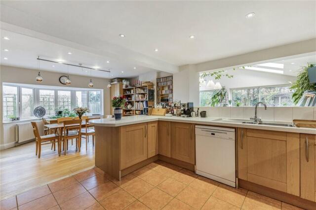 Chorleywood, Heronsgate Road, Rickmansworth, 5 Bedroom Detached