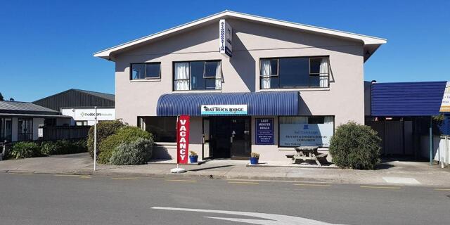 Wallace Street, Motueka, Hat Trick Lodge