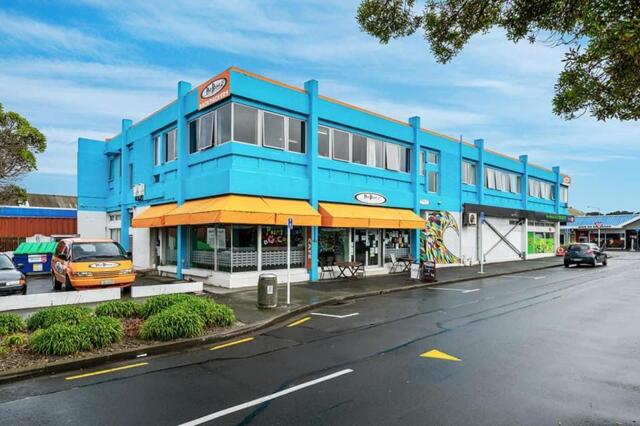 Union Street, Christchurch, Point Break Backpackers