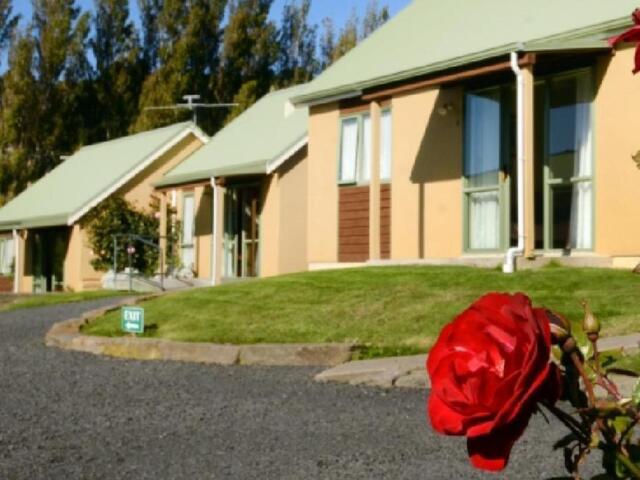 Harington Point Road, Portobello, Otago Peninsula, Dunedin, Portobello Motel, Motel