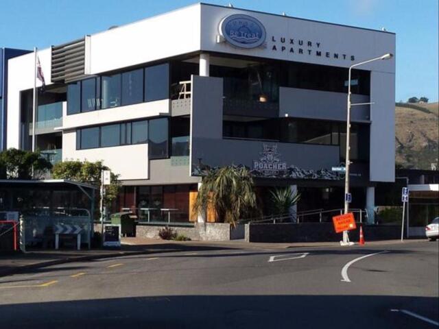 Wakefield Avenue, Christchurch, Sumner Re Treat