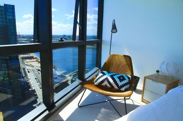 Collins Street, Melbourne, Luxury Experience With