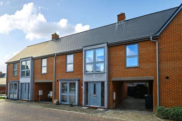 Darter Row, Kennington, 3 Bedroom Terraced