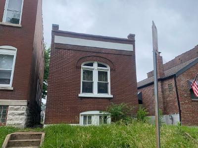 Minnesota Ave, Saint Louis, Foreclosure Single-family Home