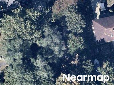 Massachusetts Ave, Bay Shore, Preforeclosure Single-family Home