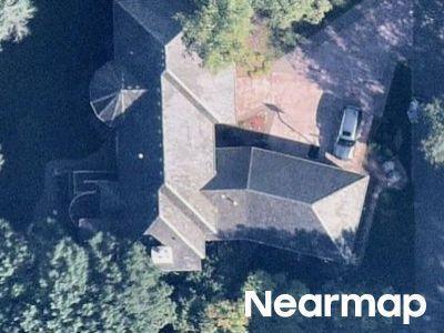 Bristol Ln, Hopkins, Preforeclosure Single-family Home